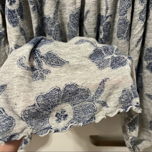 Free People Zoe Printed Grey & Blue Floral Blouse - Picture 5 of 8